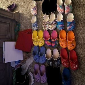 Crocs size 7